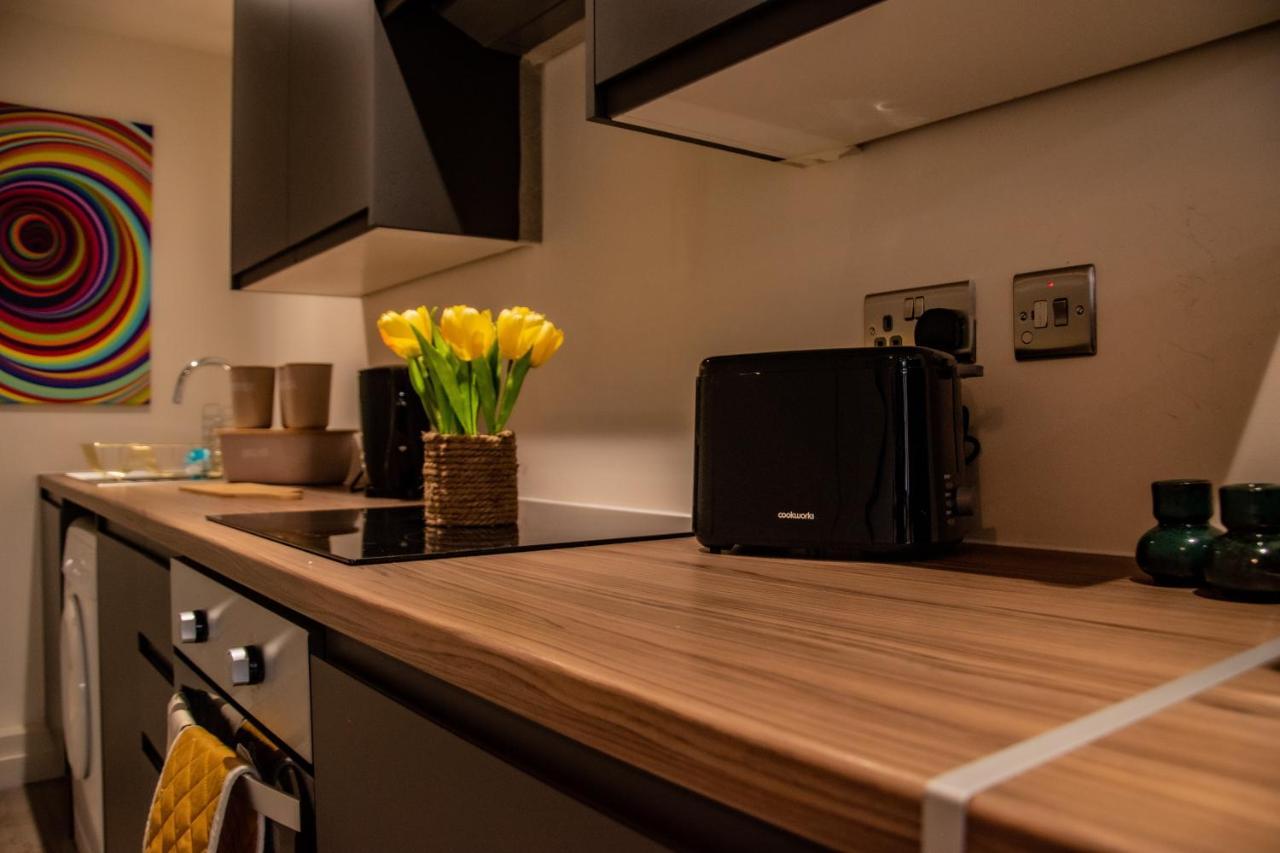 Bv Lush Apartment At Conditioning House Bradford Bradford  Exterior photo
